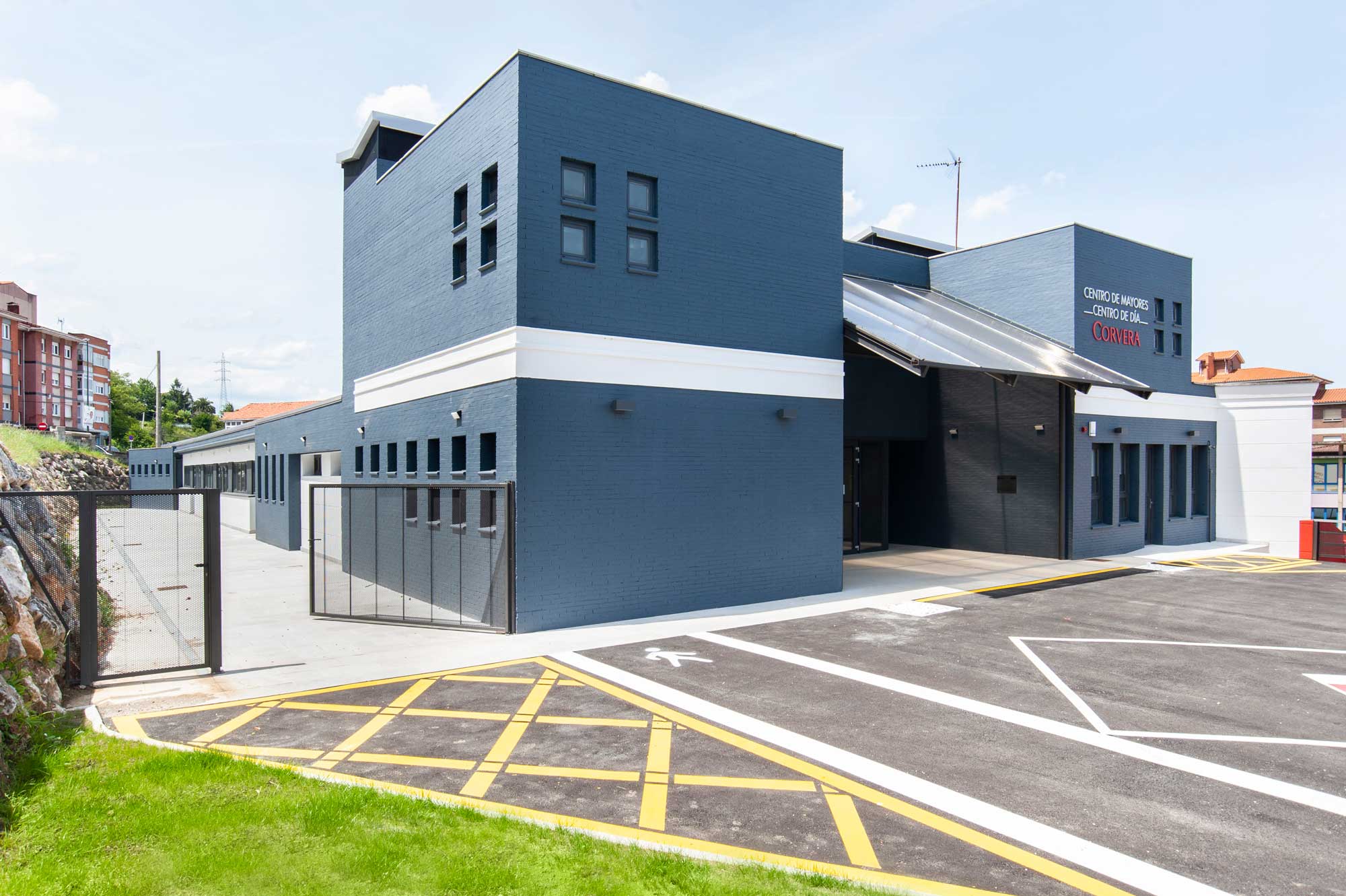 Beatriz-Carranza-Arquitectos | Obras p&uacute;blicos-Centro de d&iacute;a-Corvera