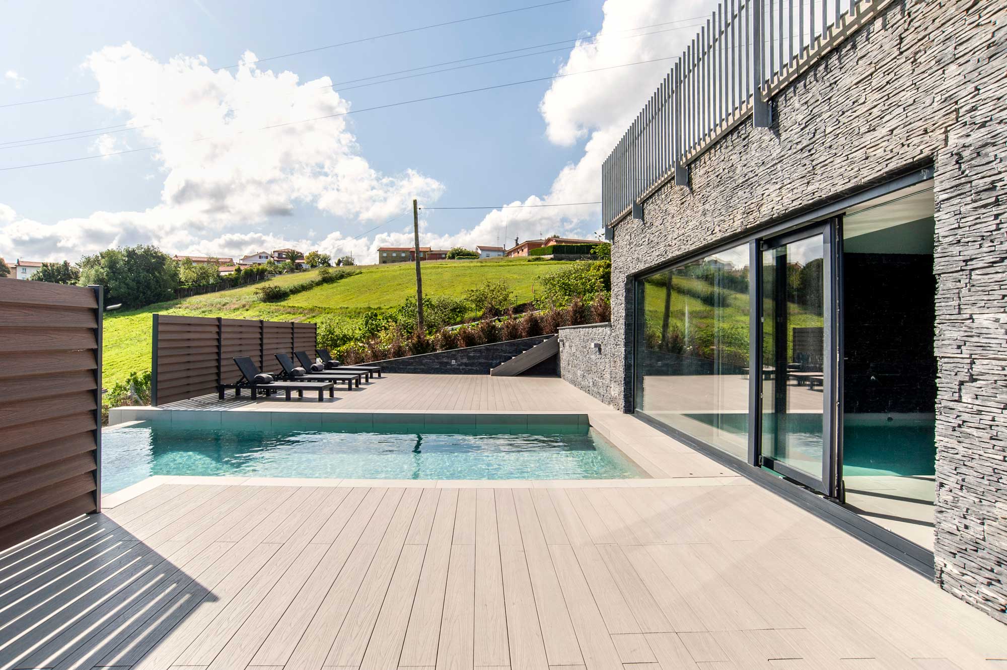 Beatriz-Carranza-Arquitectos | VIVIENDA UNIFAMILIAR EN CASTRILL&Oacute;N