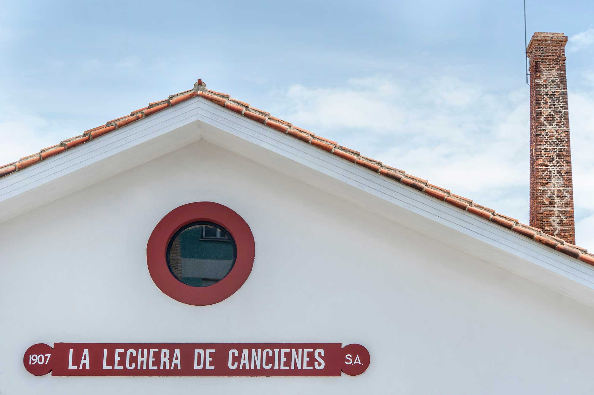 Beatriz-Carranza-Arquitectos | Obras p&uacute;blicos-Lecheria