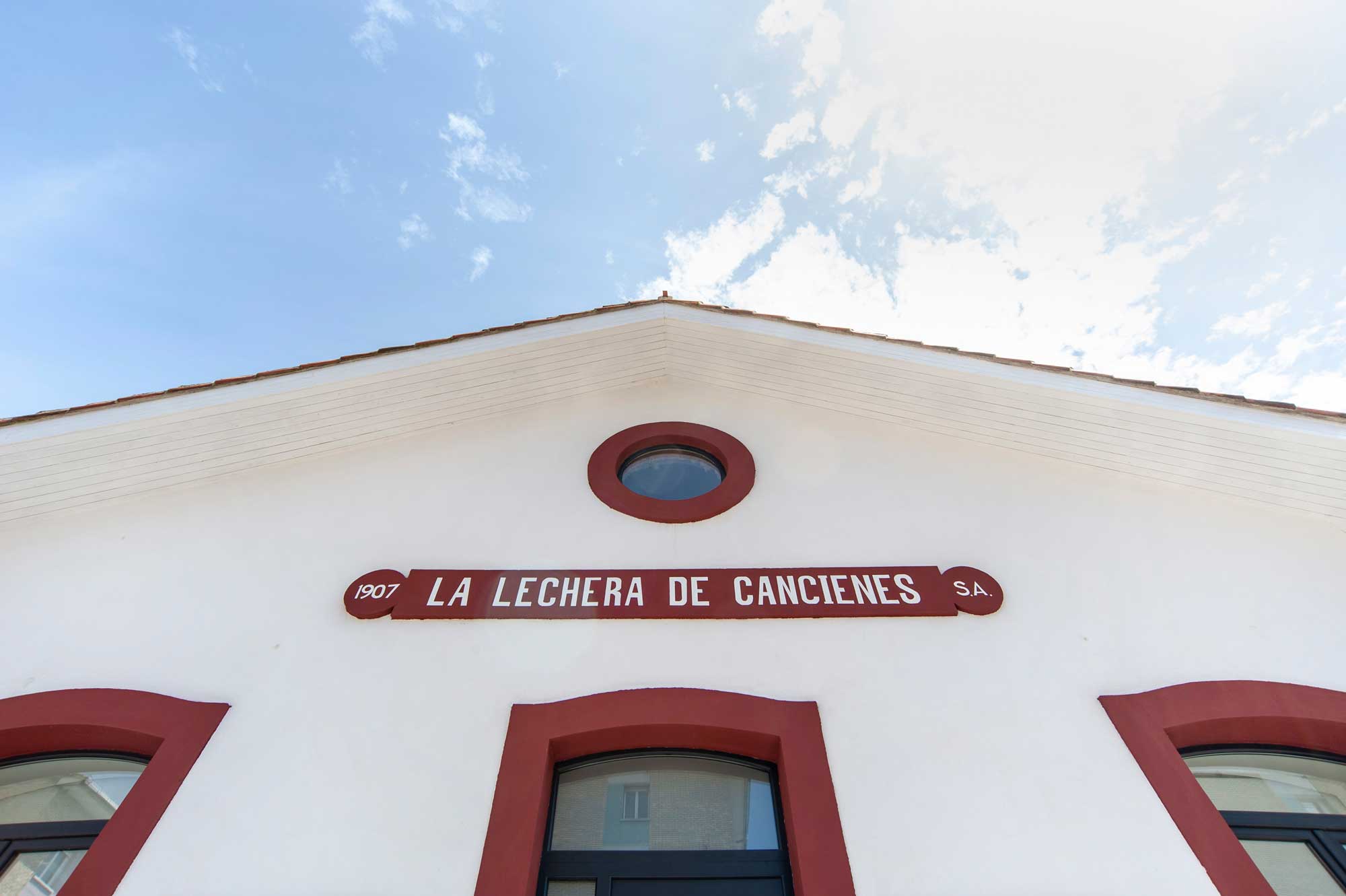 Beatriz-Carranza-Arquitectos | Obras p&uacute;blicos-Lecheria