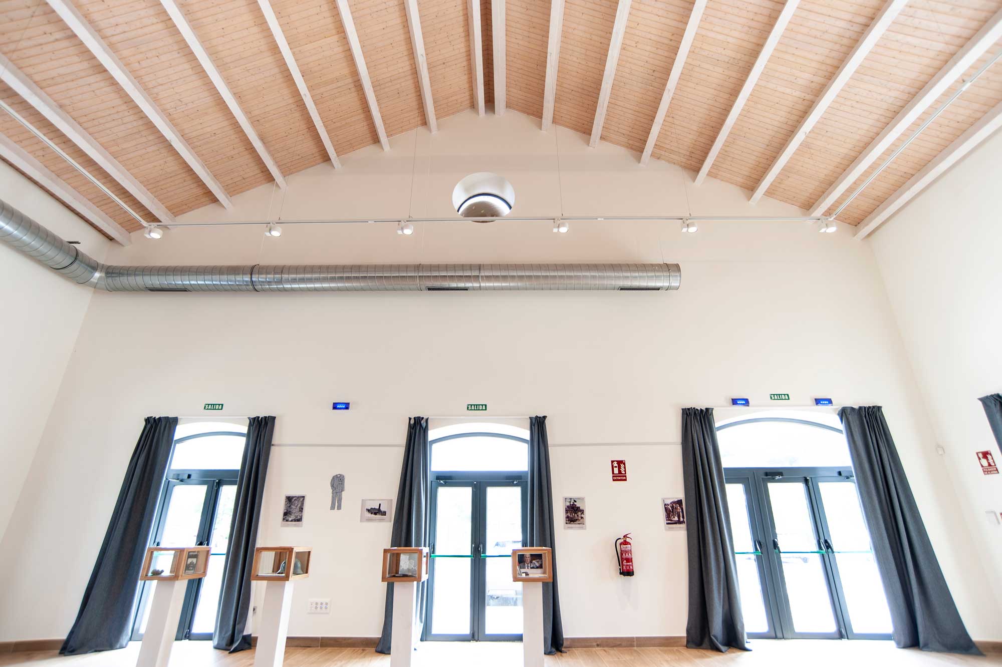 Beatriz-Carranza-Arquitectos | Obras p&uacute;blicos-Lecheria